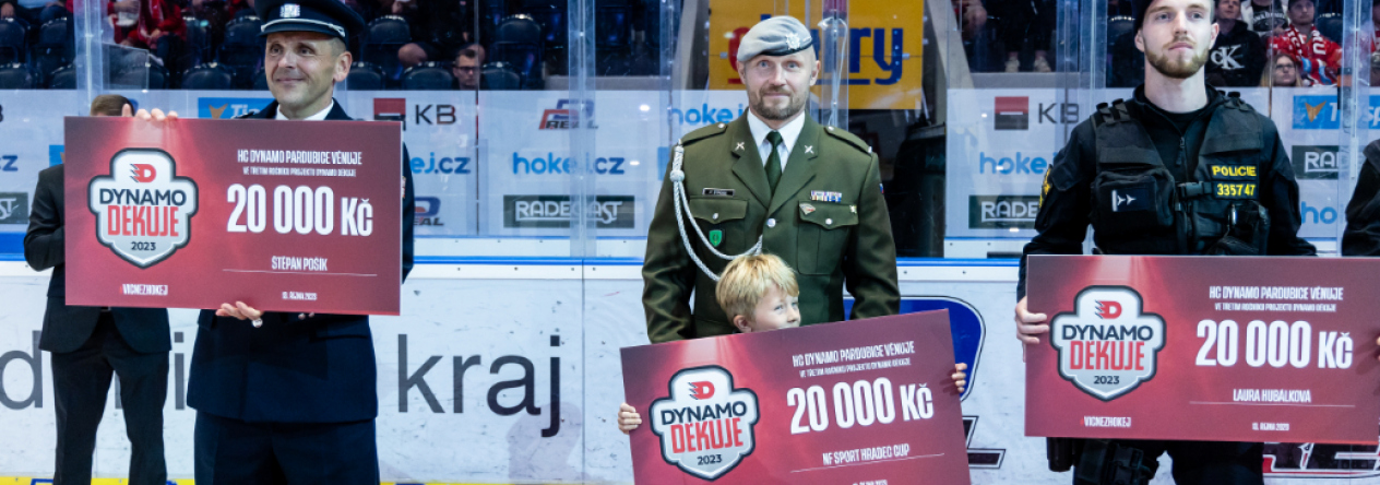Hokejové Dynamo již potřetí děkovalo hrdinům. Za pomoc hendikepovaným dětem byl oceněn rotný Pavel Stross